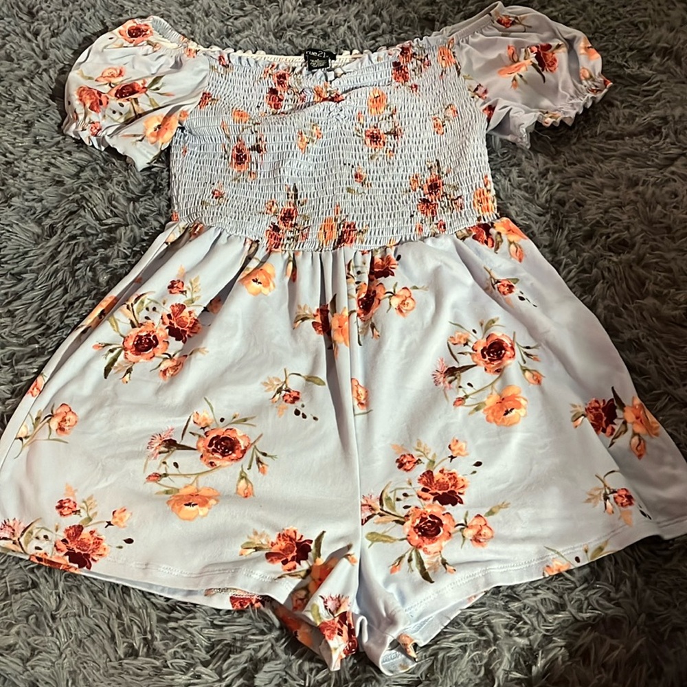 Rue21 cute blue pink flower romper